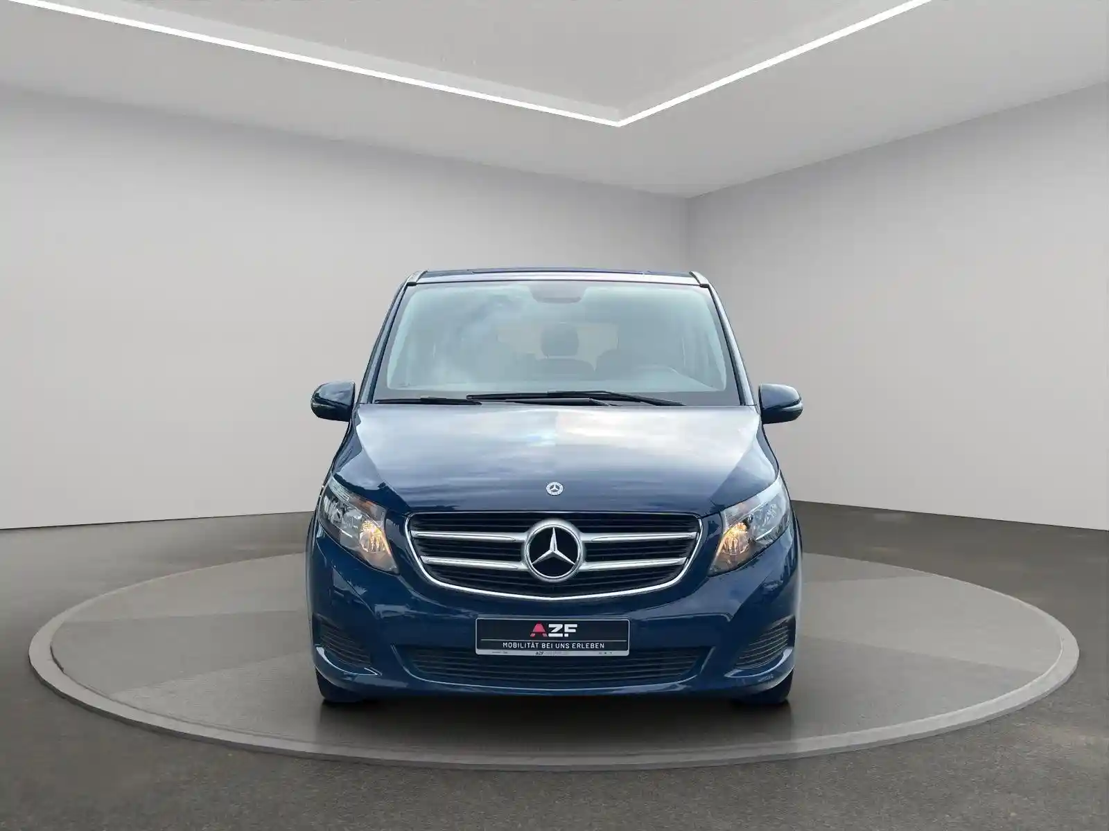 Mercedes-Benz V 200