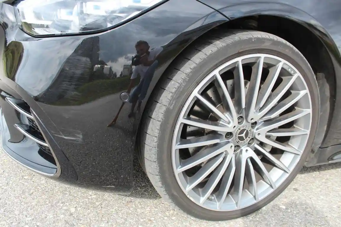 Mercedes-Benz S 400