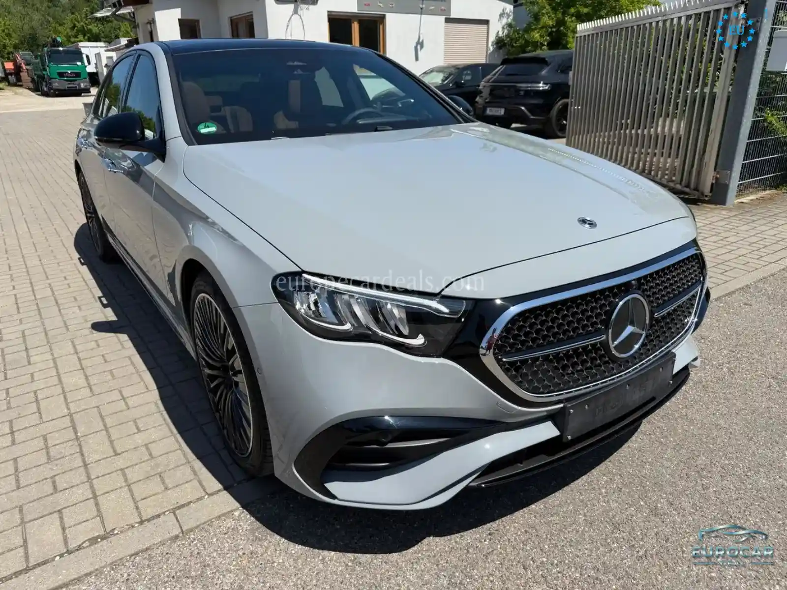 Mercedes-Benz E 200