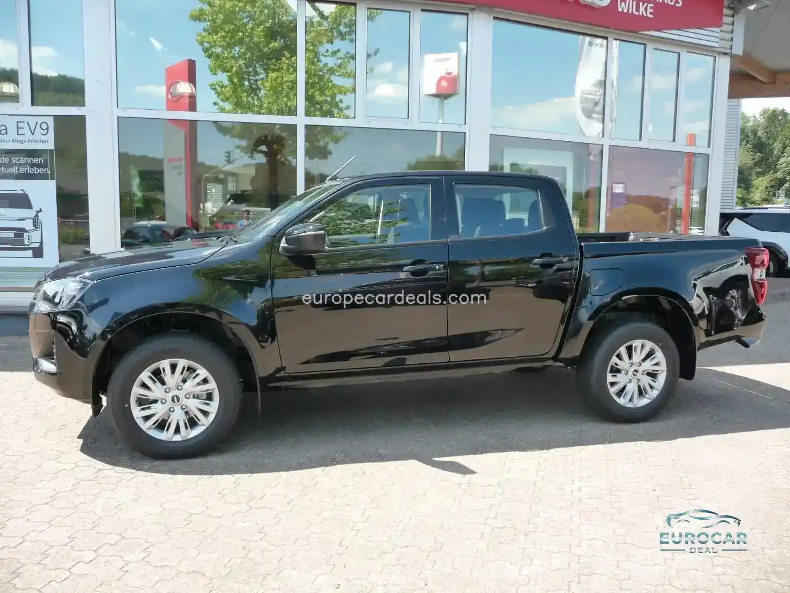 Double Cab 4WD AT LS sofort lieferbar