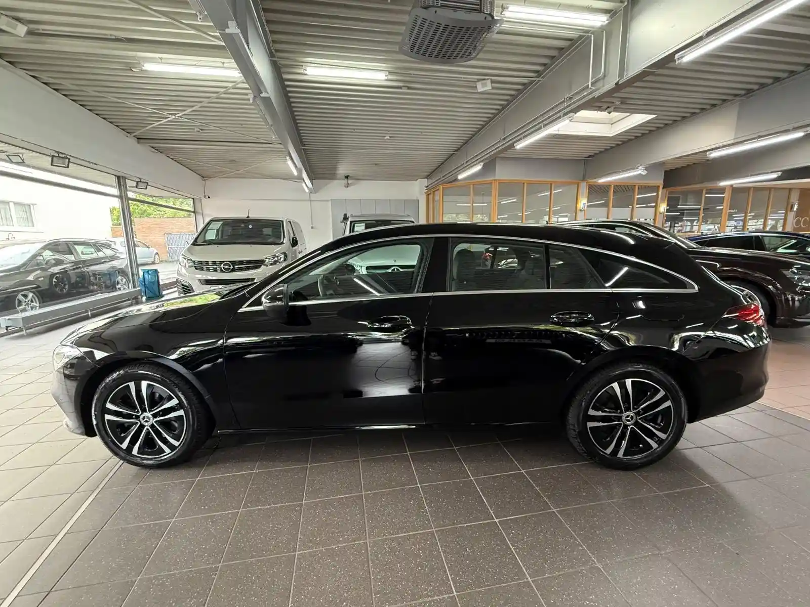 Mercedes-Benz CLA 200 Shooting Brake