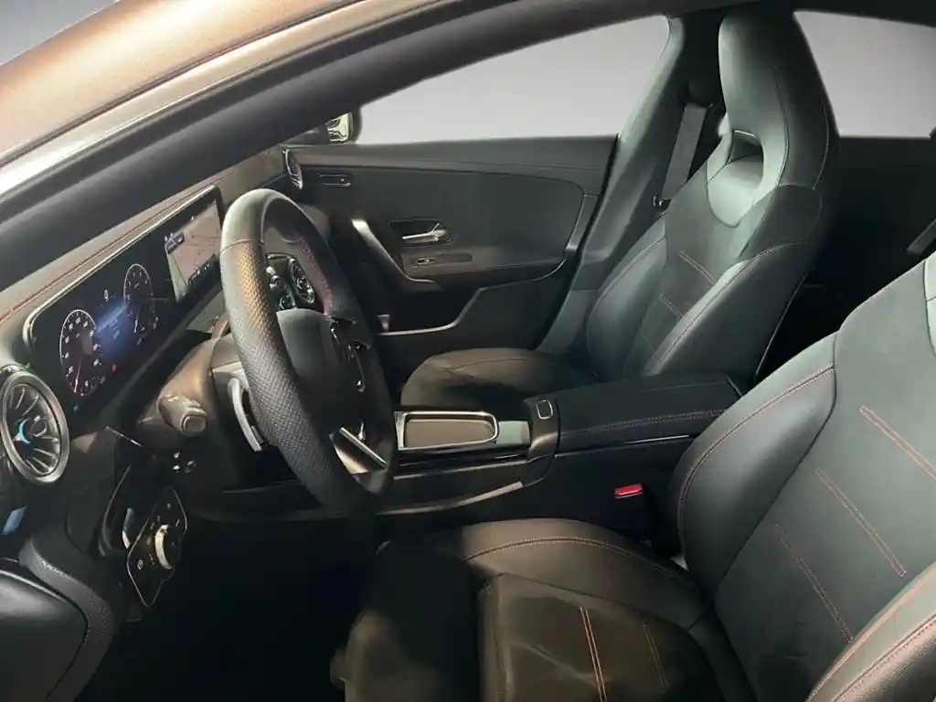 Mercedes-Benz CLA 200 Shooting Brake
