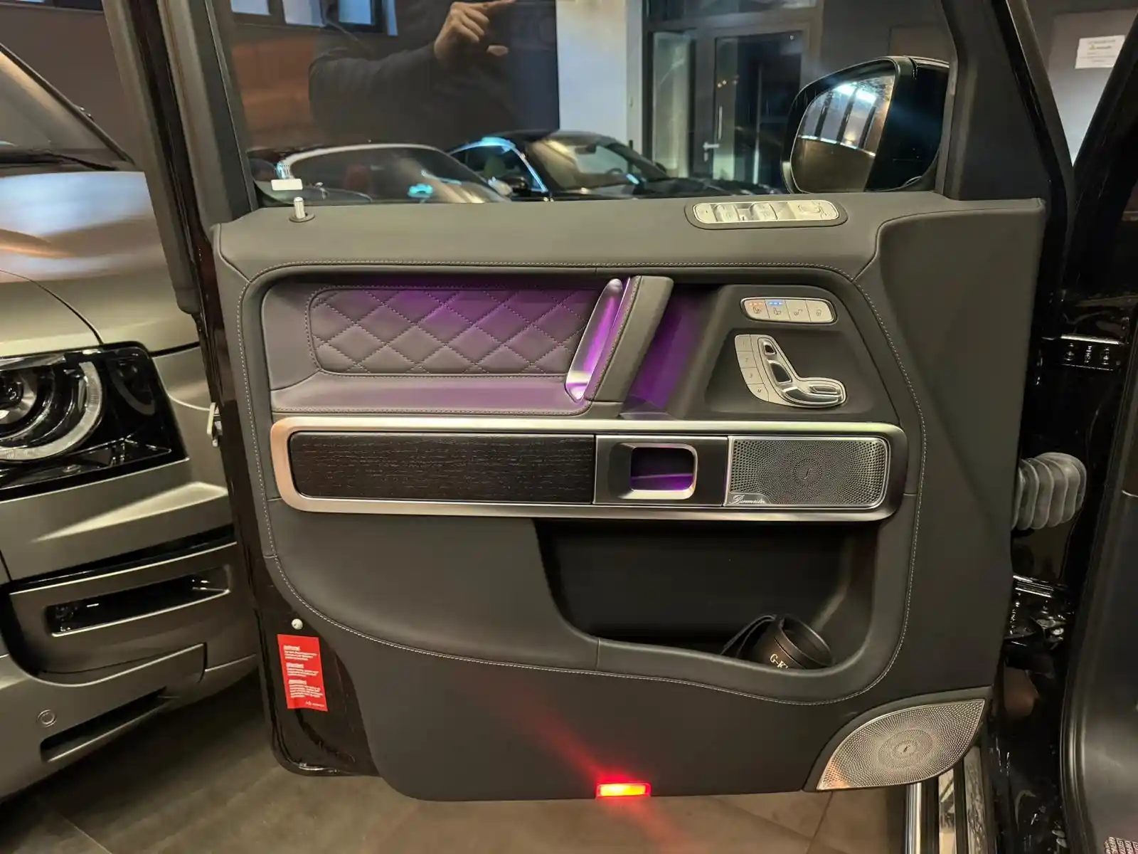 Mercedes-Benz G 500
