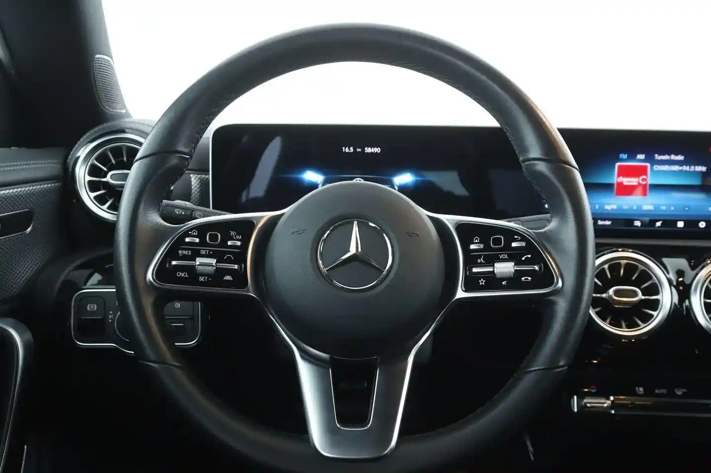 Mercedes-Benz CLA 200 Shooting Brake