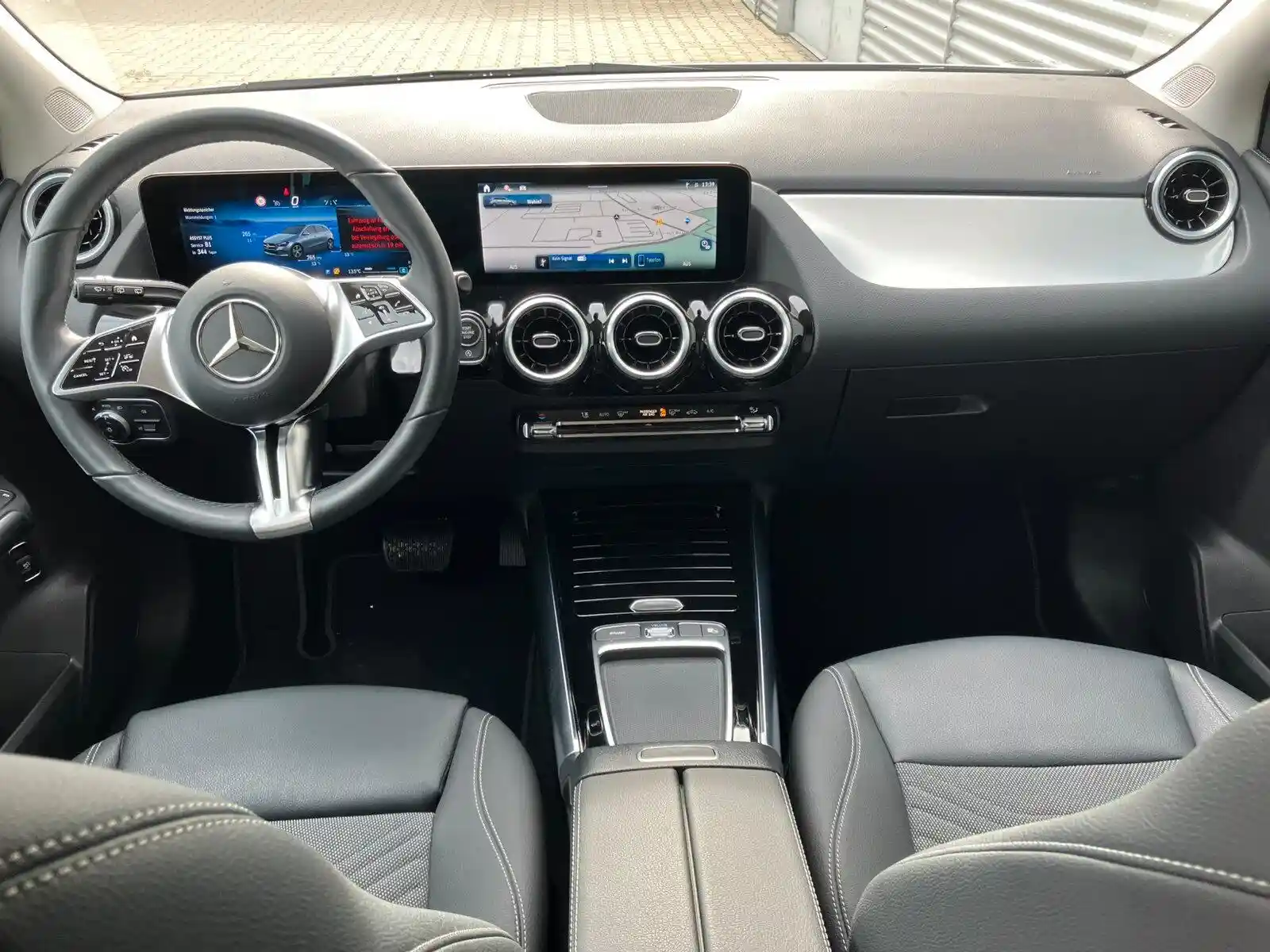 Mercedes-Benz B 200
