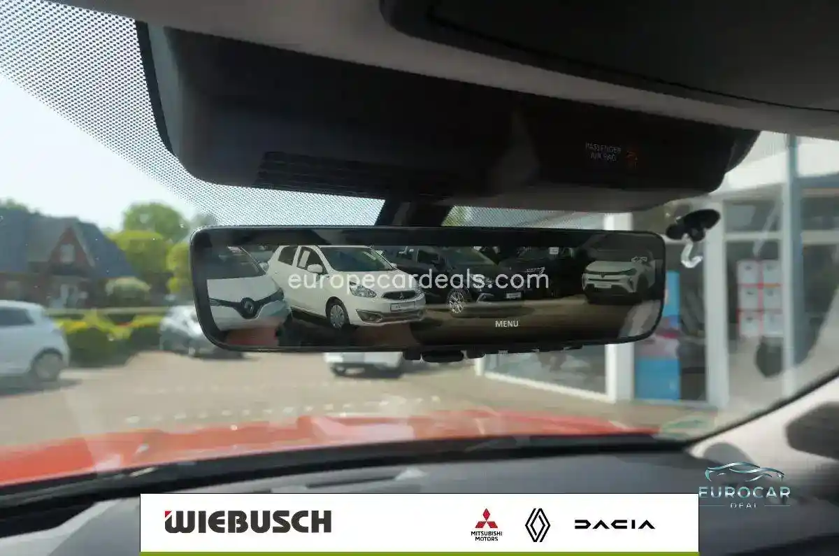 Mitsubishi Plug-in Hybrid Outlander