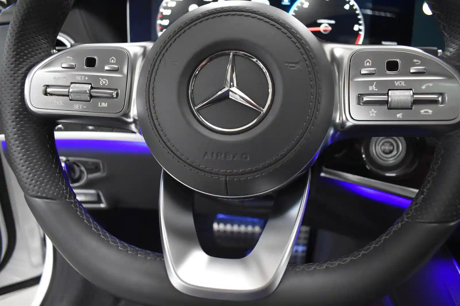 Mercedes-Benz S 400