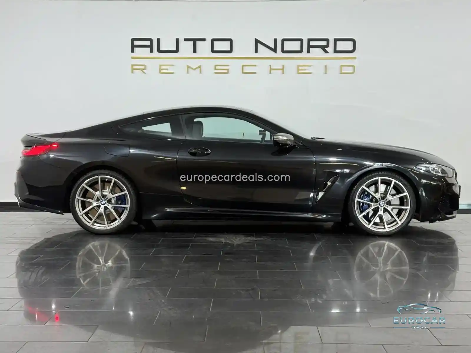 BMW M850