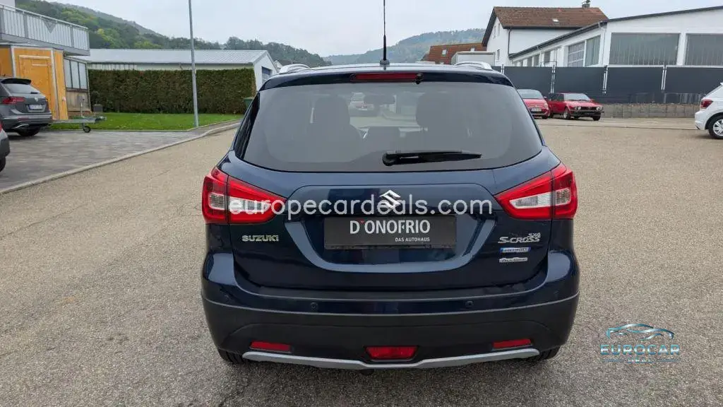 Suzuki (SX4) S-Cross