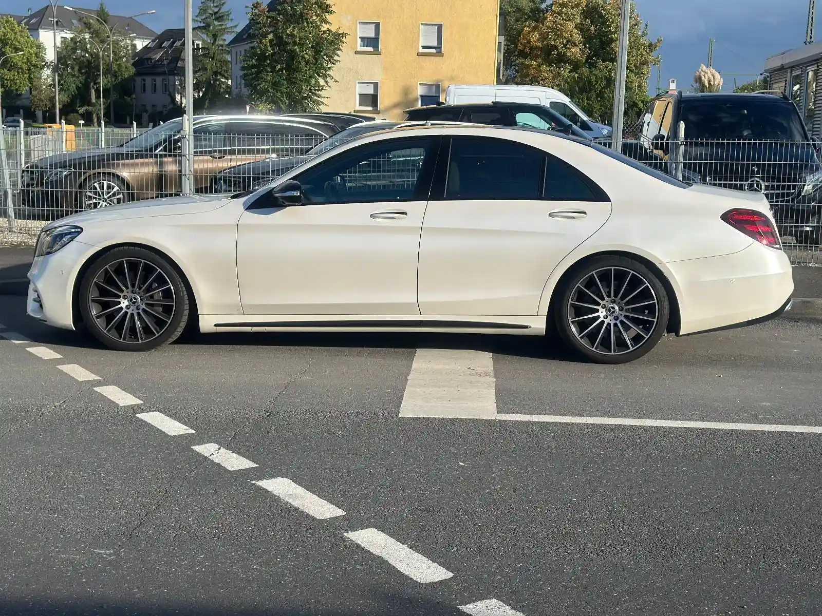 Mercedes-Benz S 560