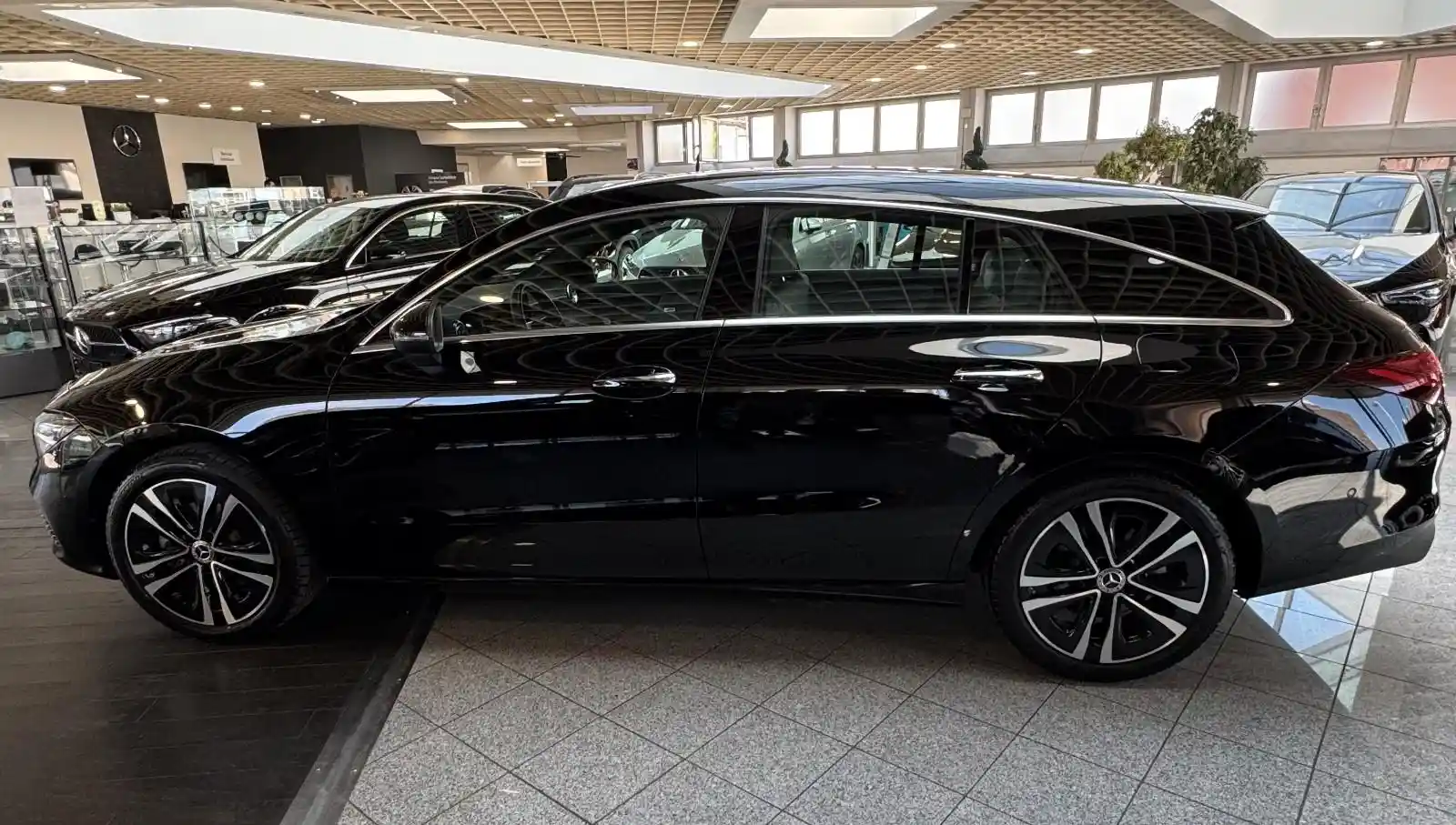 Mercedes-Benz CLA 180 Shooting Brake