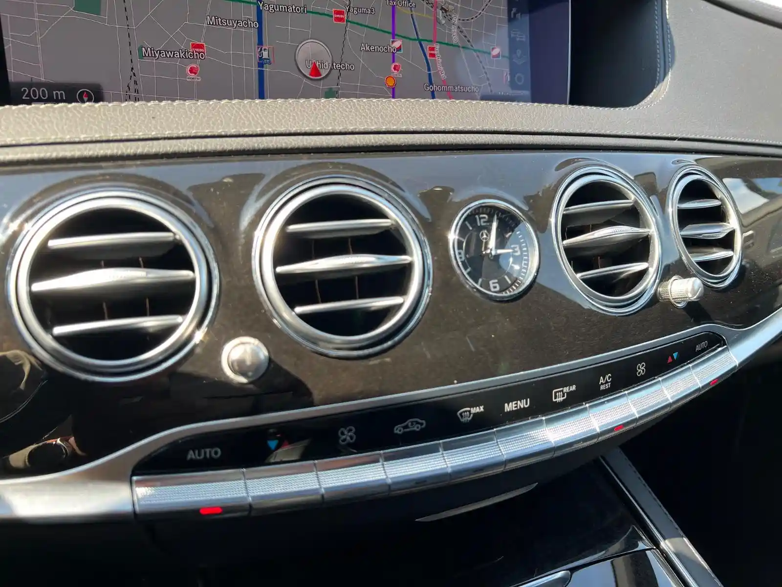 Mercedes-Benz S 560