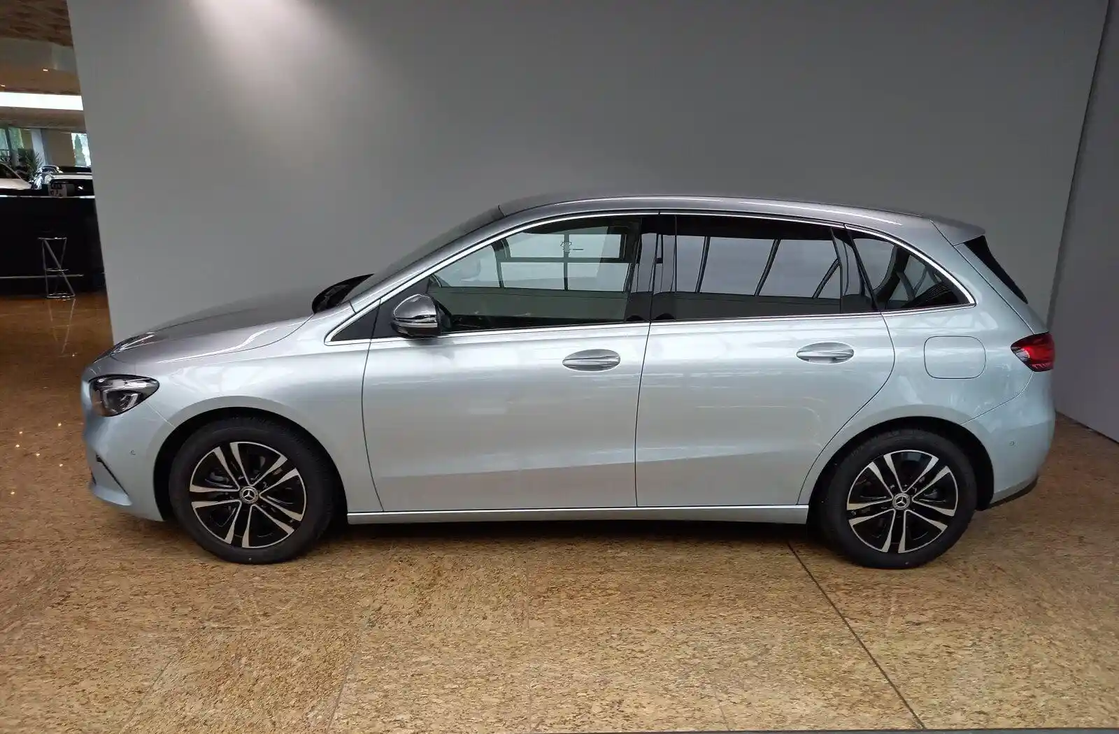 Mercedes-Benz B 250