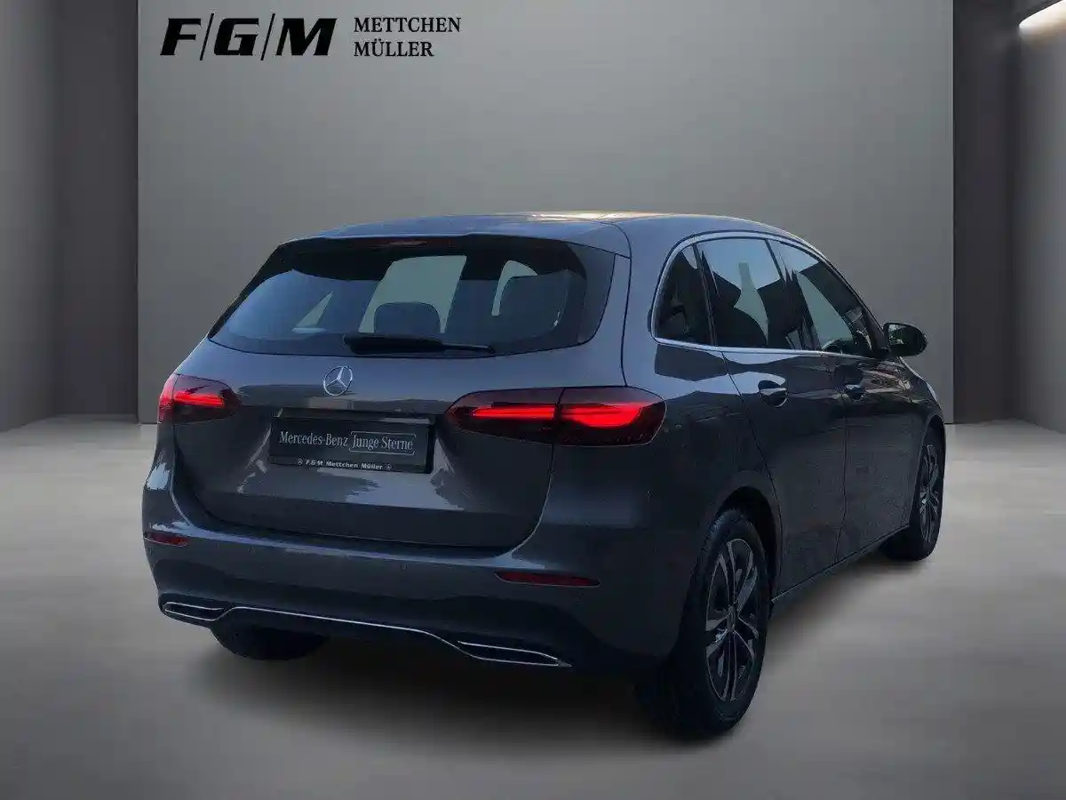 Mercedes-Benz B 250