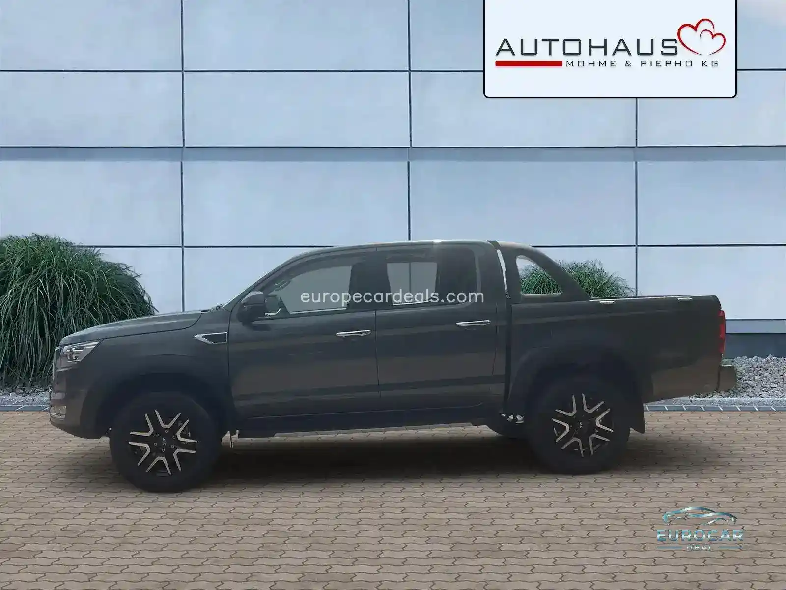 JAC 8 Pro