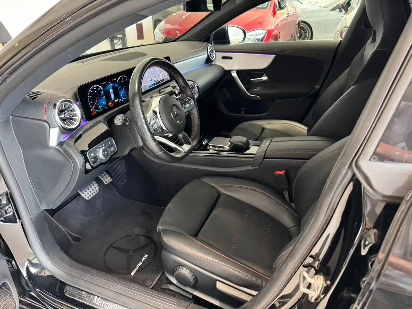 Mercedes-Benz CLA 220