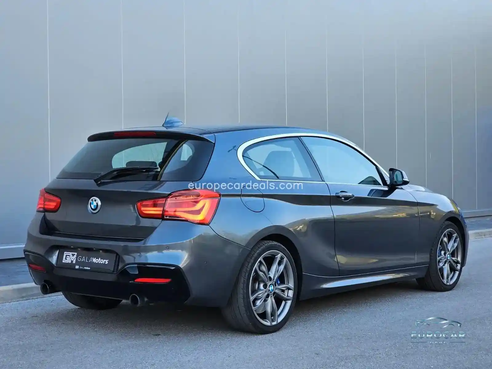 BMW M140i