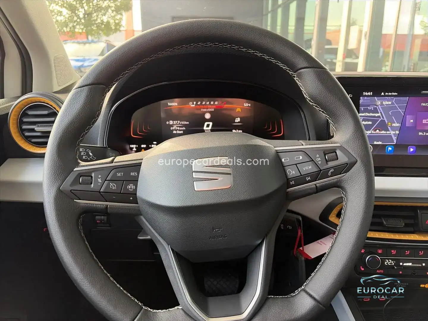 Seat Arona