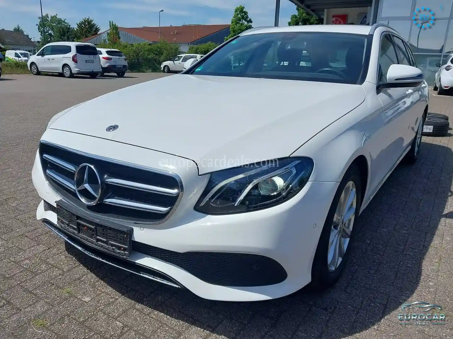 Mercedes-Benz E 200