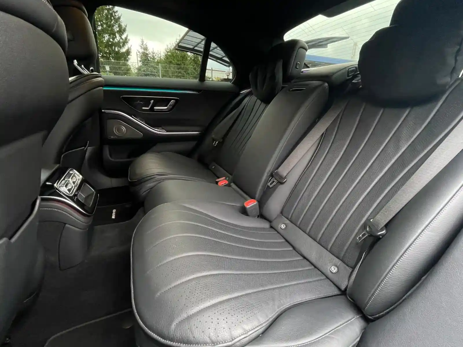 Mercedes-Benz S 400