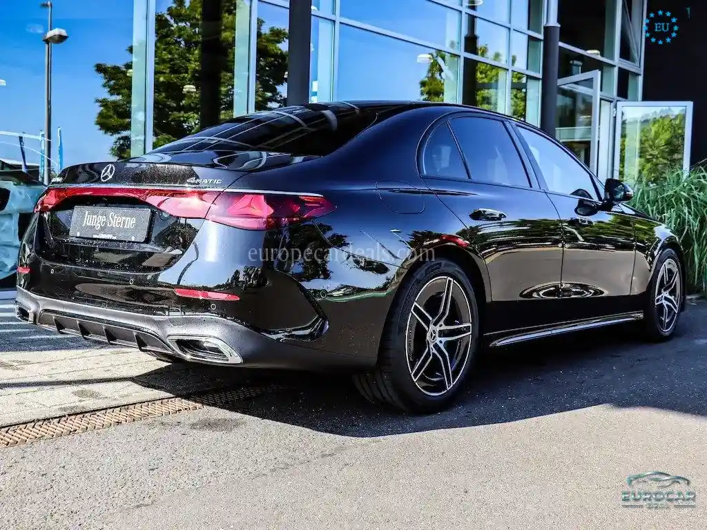 Mercedes-Benz E 220