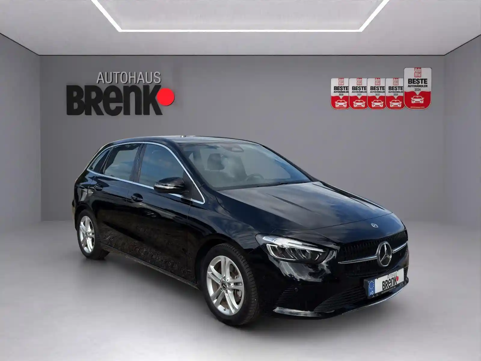 Mercedes-Benz B 180
