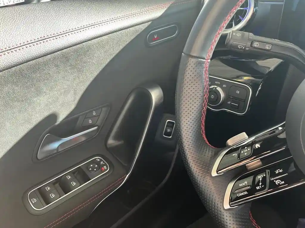Mercedes-Benz CLA 200 Shooting Brake