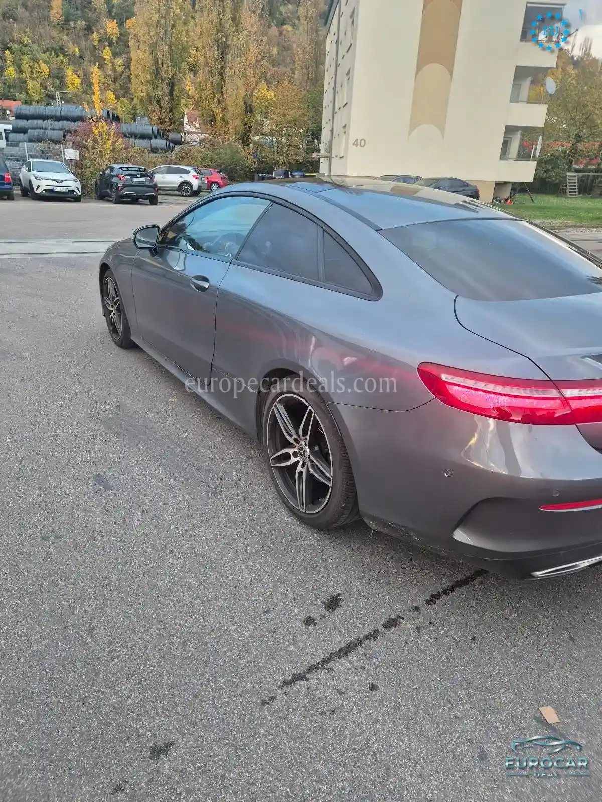 Mercedes-Benz E 200