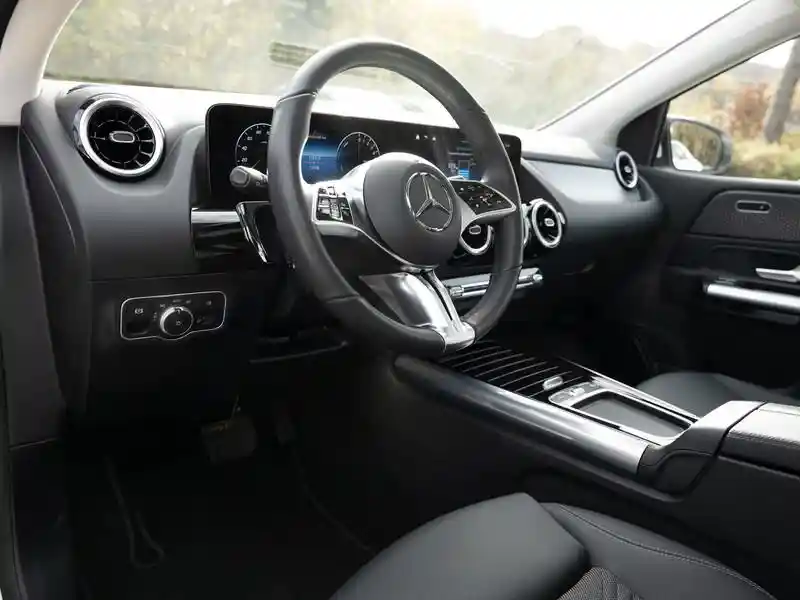 Mercedes-Benz B 250