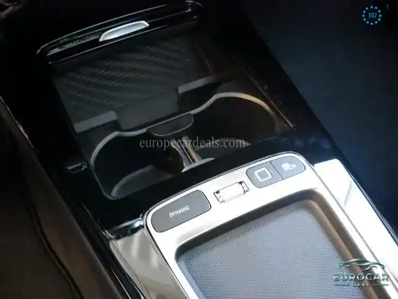 Mercedes-Benz A 220