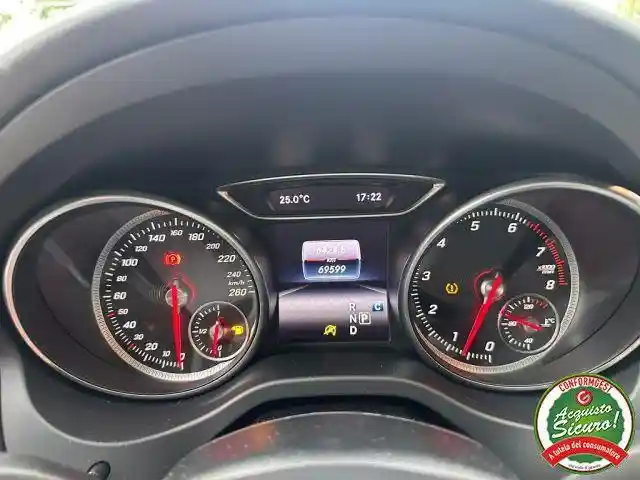 Mercedes-Benz CLA 200