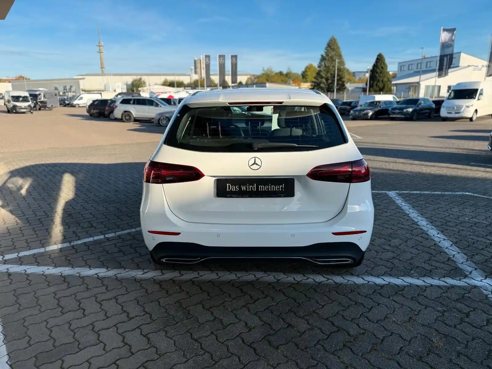 Mercedes-Benz B 200