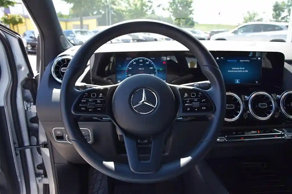Mercedes-Benz B 250