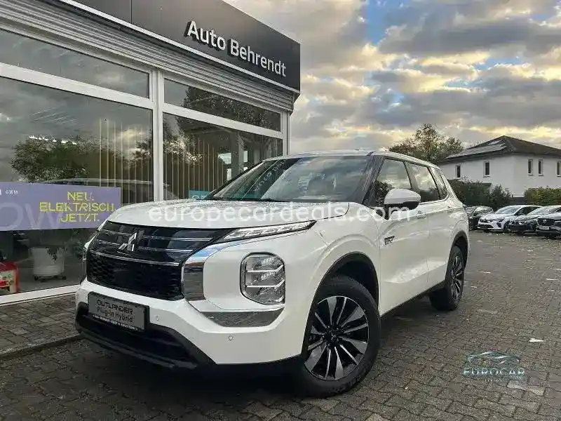 Mitsubishi Plug-in Hybrid Outlander