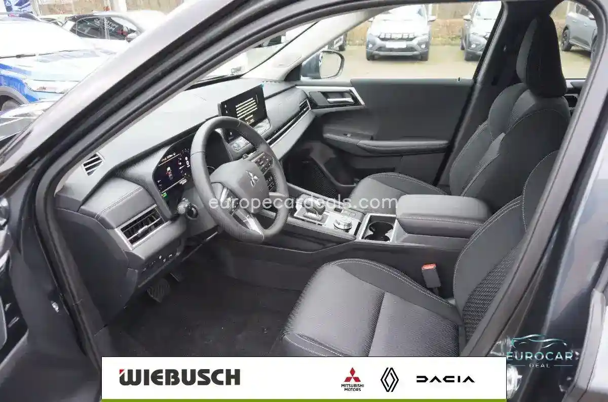 Mitsubishi Plug-in Hybrid Outlander