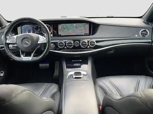 Mercedes-Benz S 63 AMG