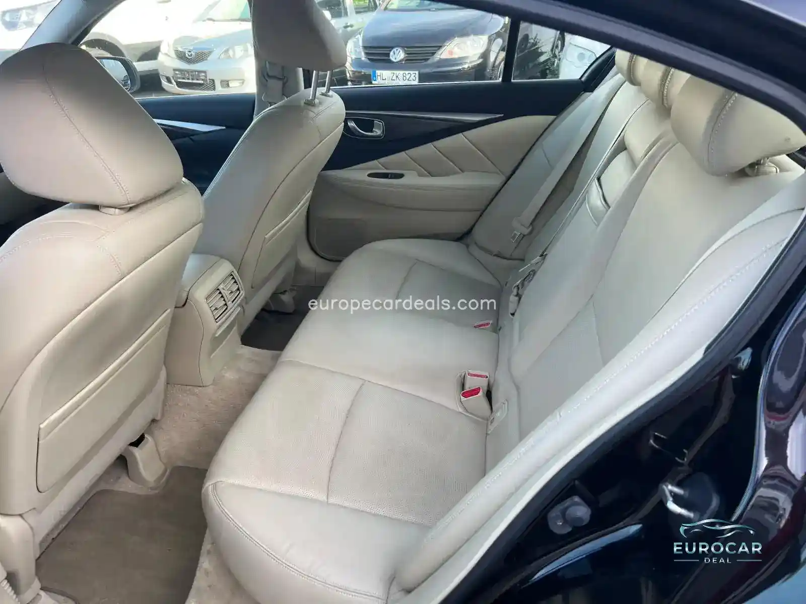 Infiniti Q50