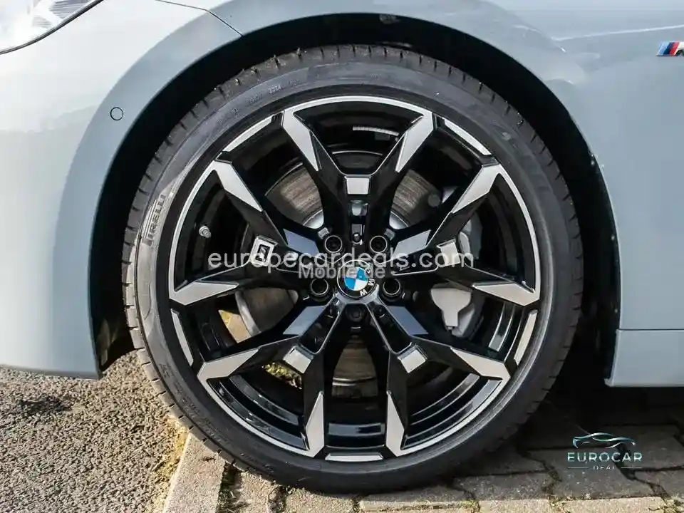 BMW 230