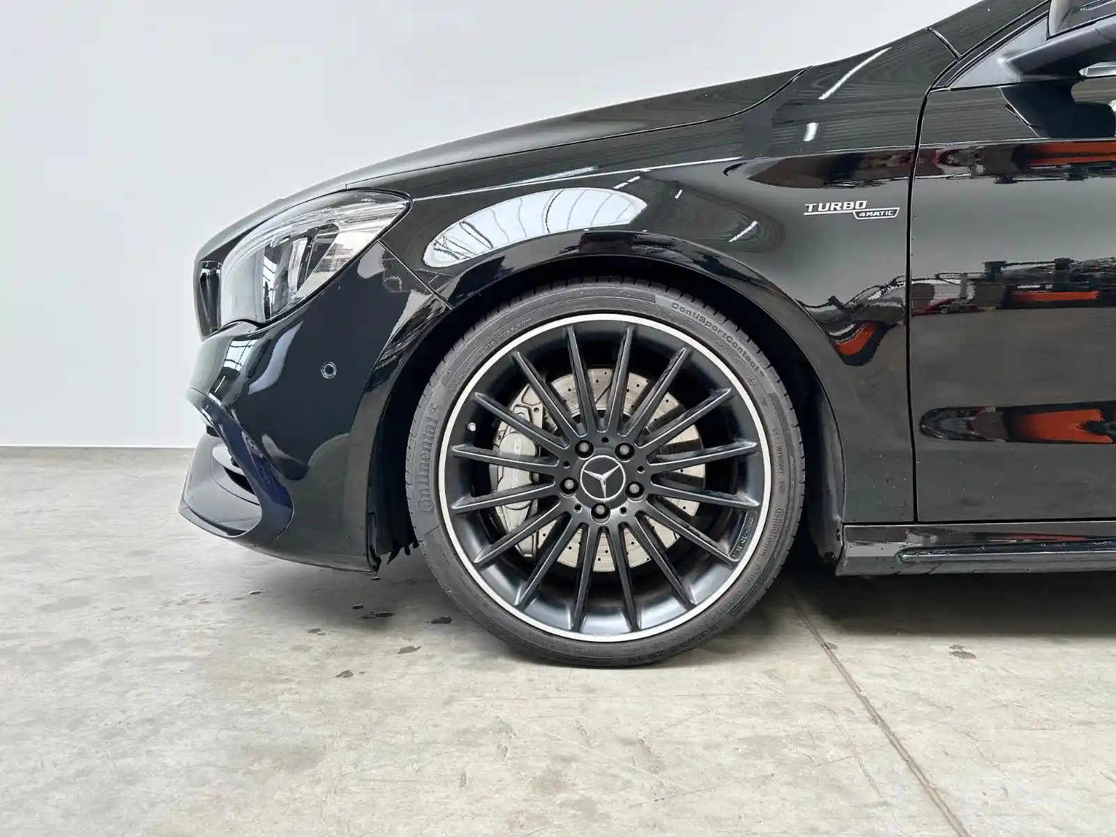 Mercedes-Benz CLA 45 AMG