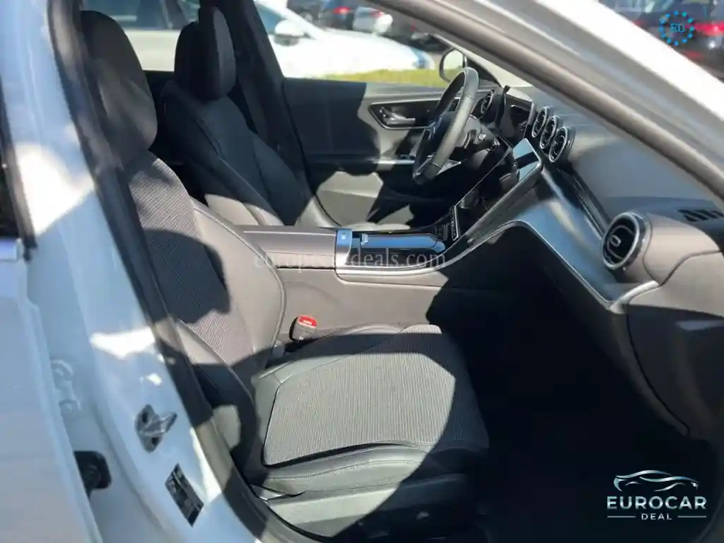 Mercedes-Benz C 220