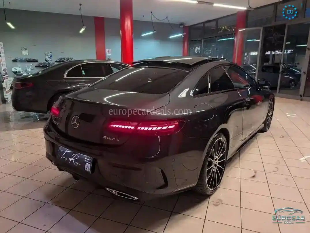 Mercedes-Benz E 300