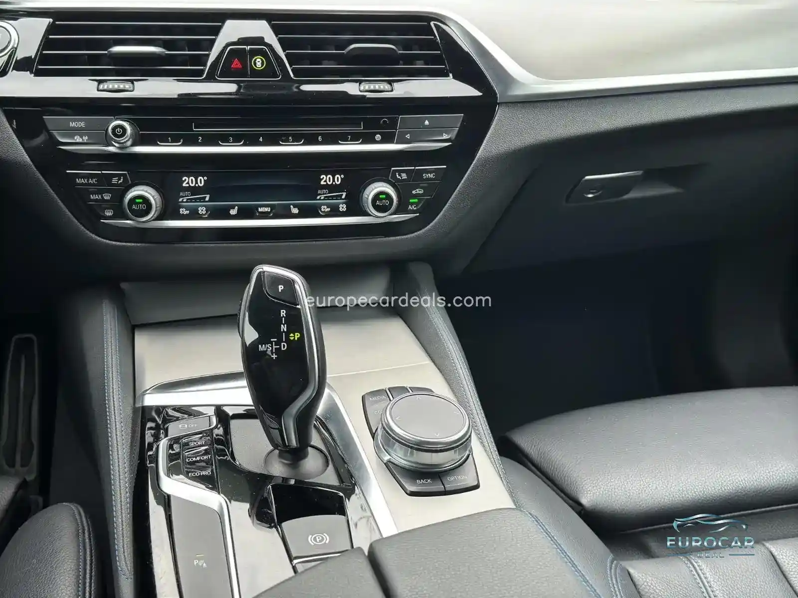 BMW M550