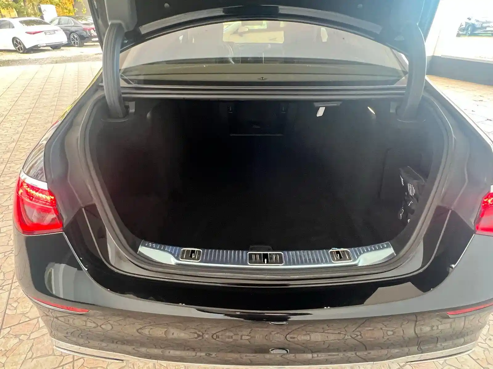 Mercedes-Benz S 500