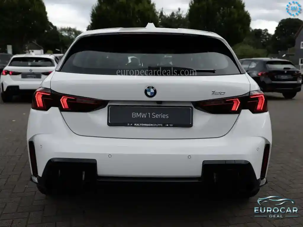 BMW 120
