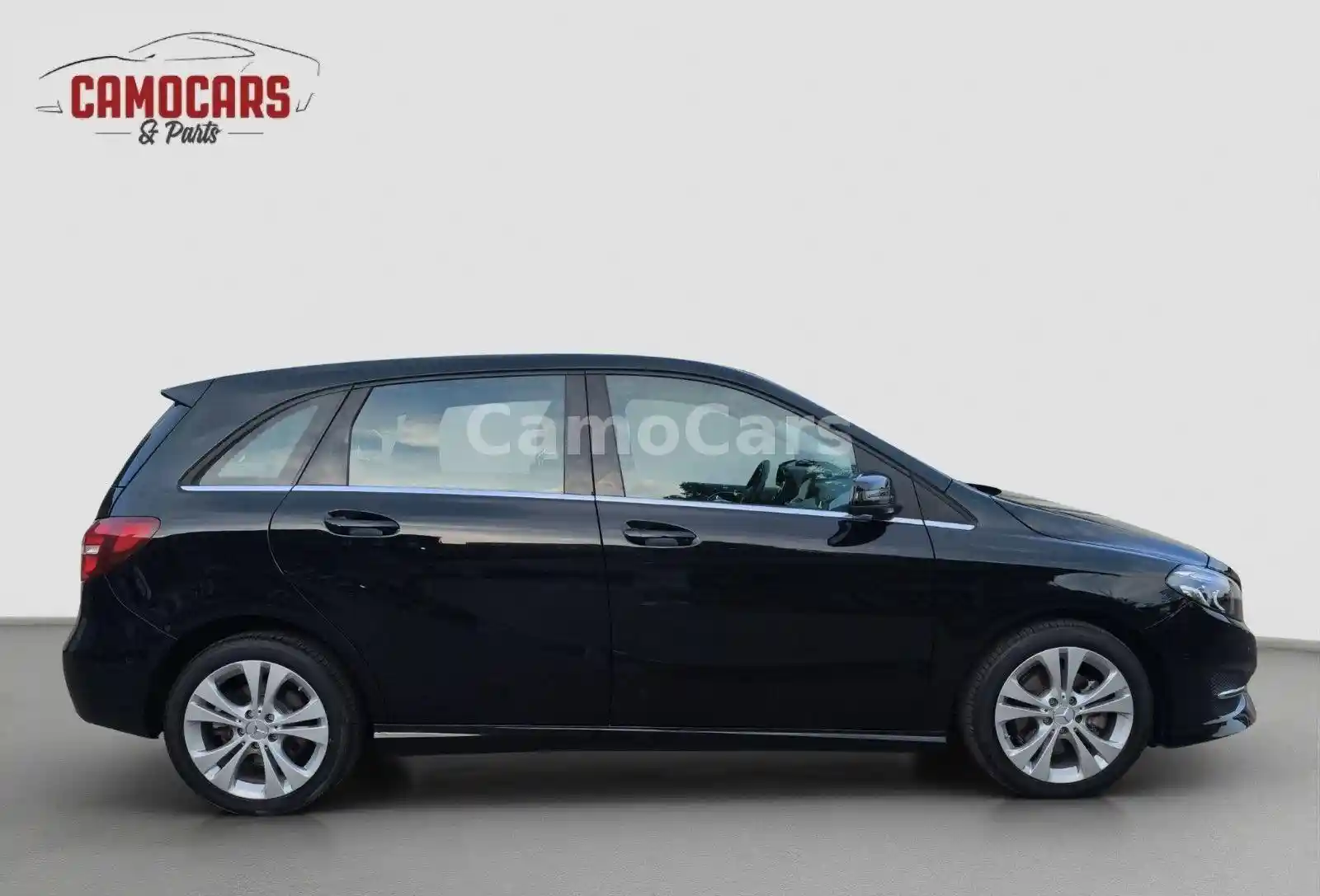 Mercedes-Benz B 220