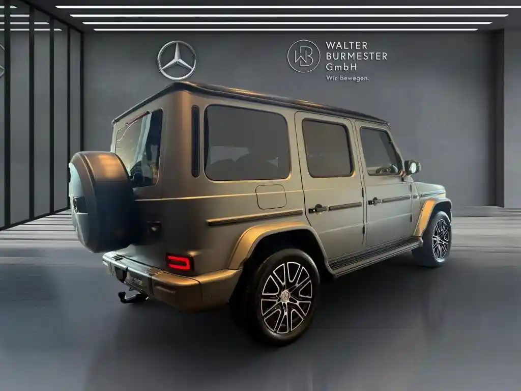 Mercedes-Benz G 500