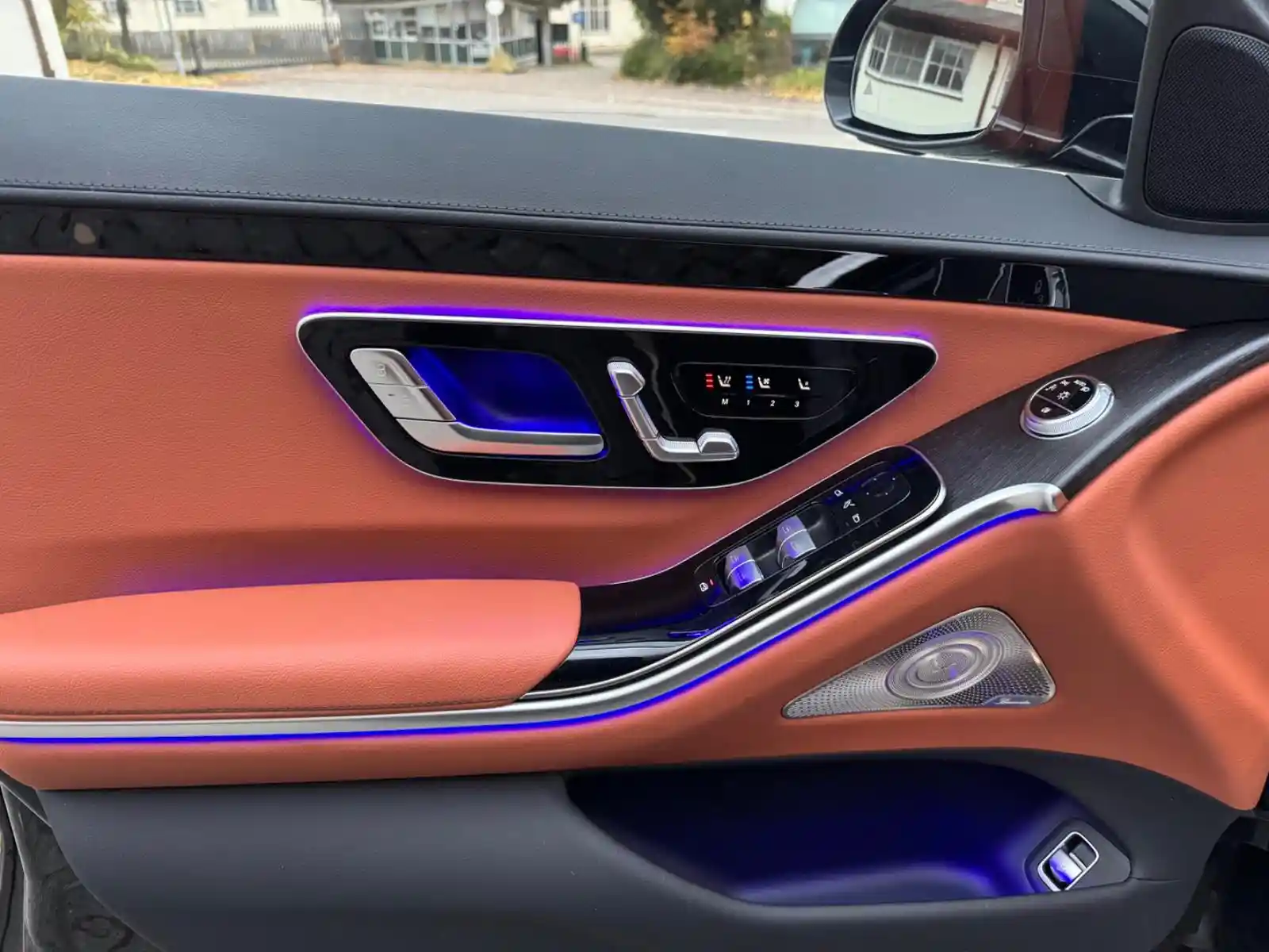 Mercedes-Benz S 400