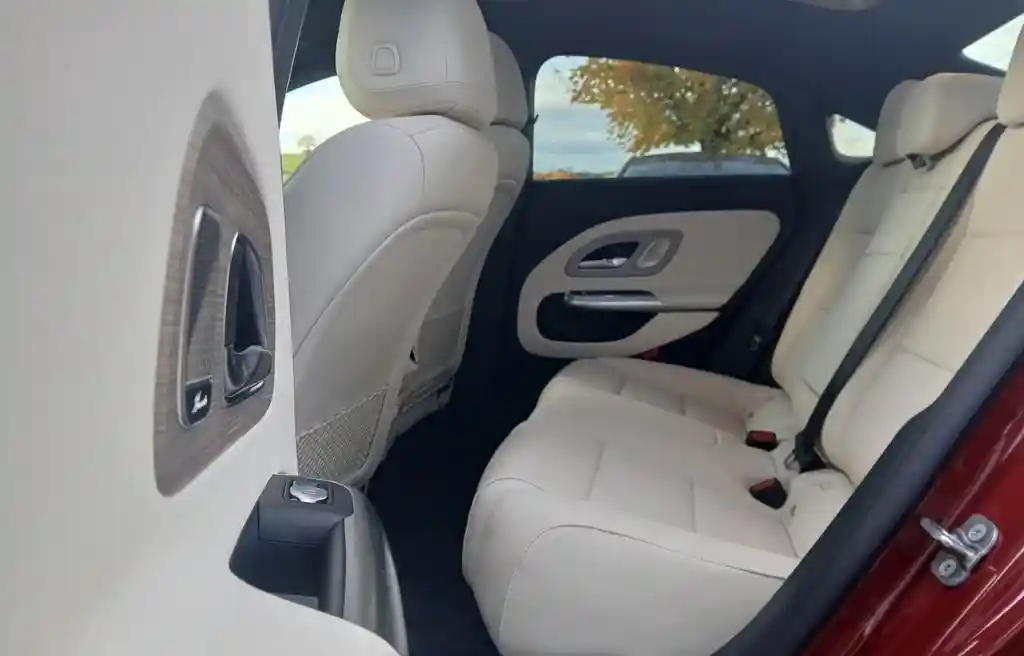 Mercedes-Benz CLA 250