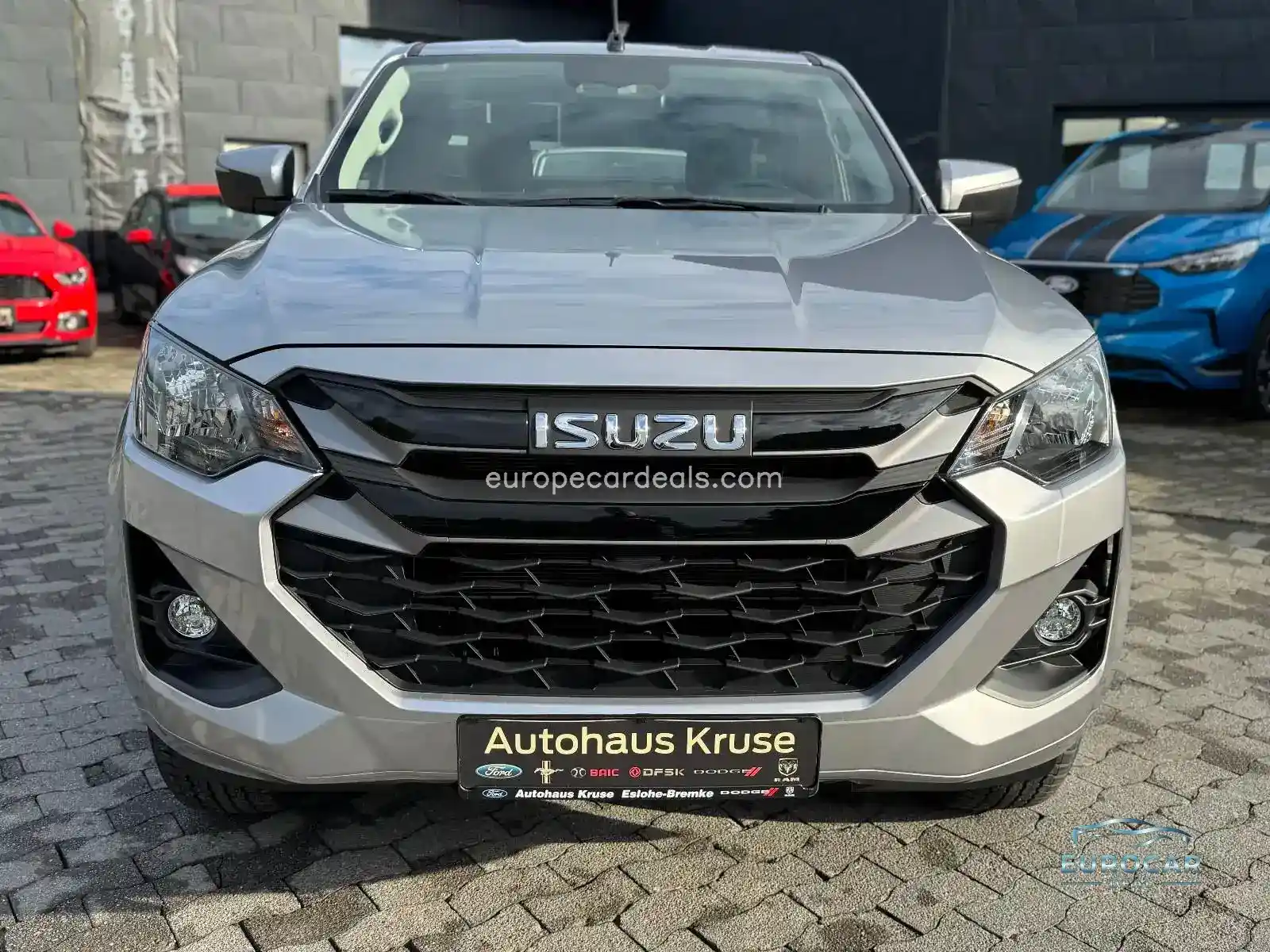 Space Cab 4×4 Aut. LS 120kW