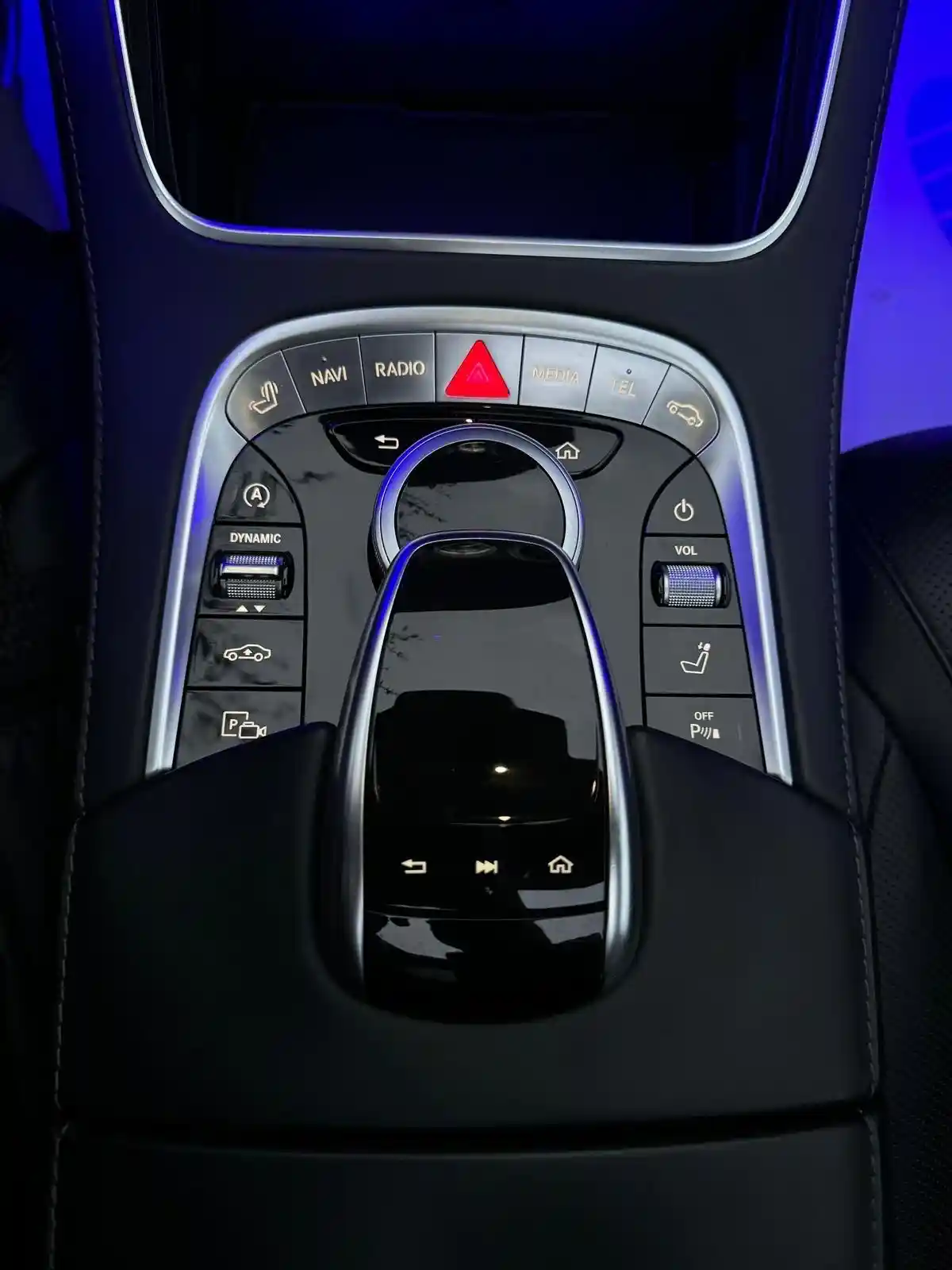 Mercedes-Benz S 400